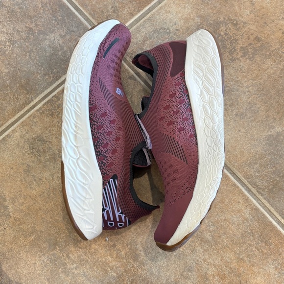 New Balance Fresh Foam 1080 SCB Running Shoes Slip On Maroon Purple 11 Wide - Picture 5 of 13